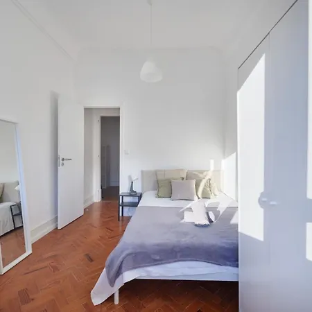 Modern In The Center Guest house