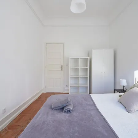 Guest house Modern In The Center