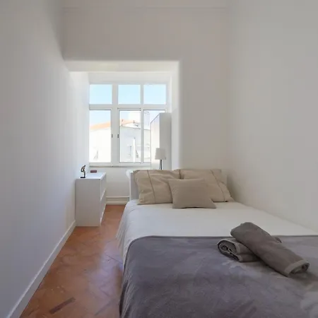 Modern In The Center Guest house *