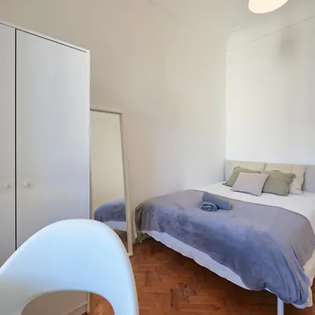 Guest house Modern In The Center