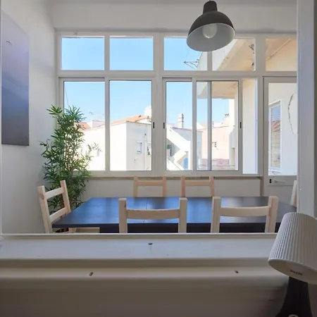 Guest house Modern In The Center Lisbon